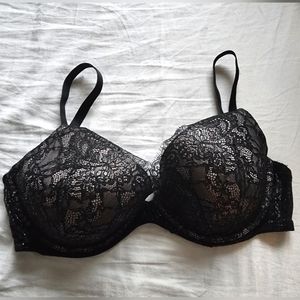 Ladies VS Black Bra Size 34DDD